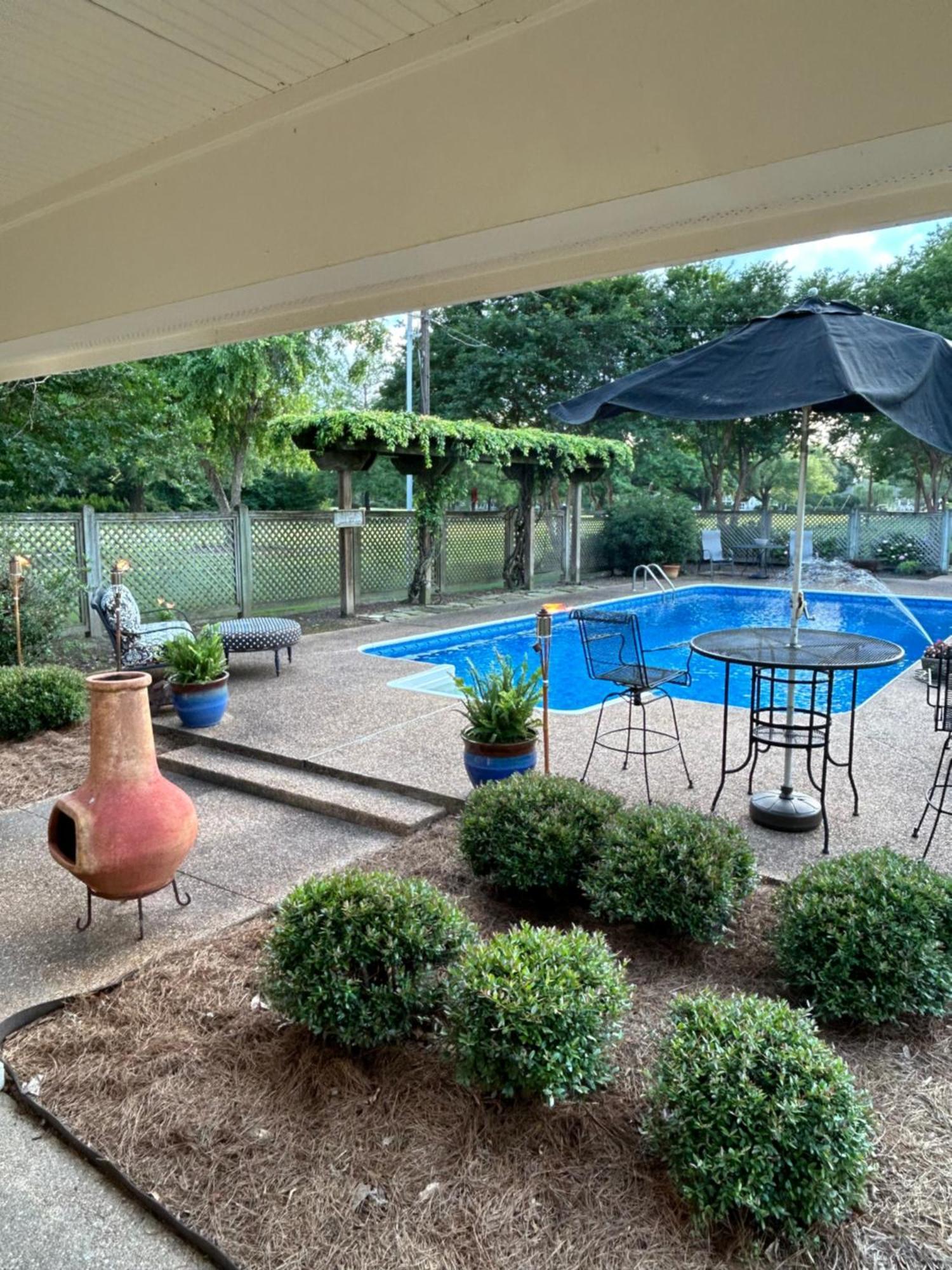 Hotel Pool House Clarksdale Exterior foto